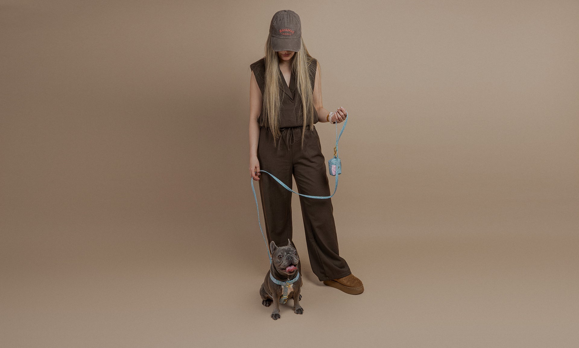 Leashes