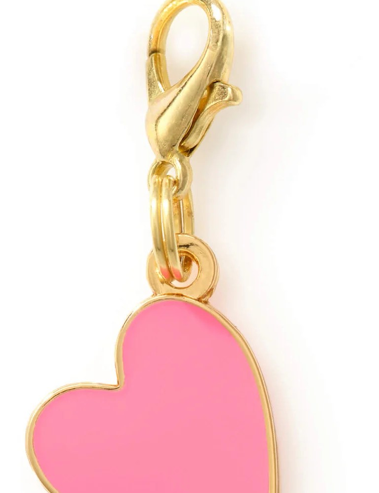 PINHHEARTCHARMS.png