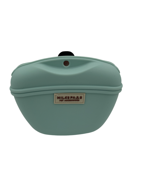 Clip on Portable Dog Treat Bag